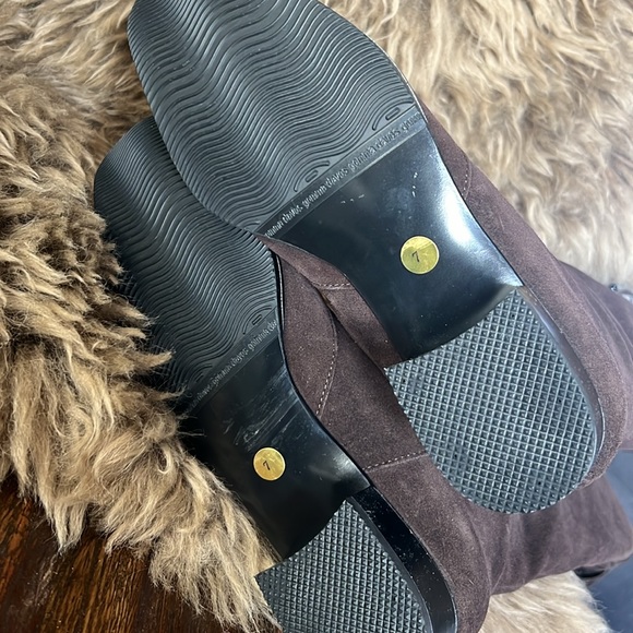 Davos Gomma Brown Suede Boots - Picture 6 of 6